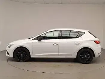 Used Seat Leon Black Edition 150 HP (110 kW) 2020 White Hatchback