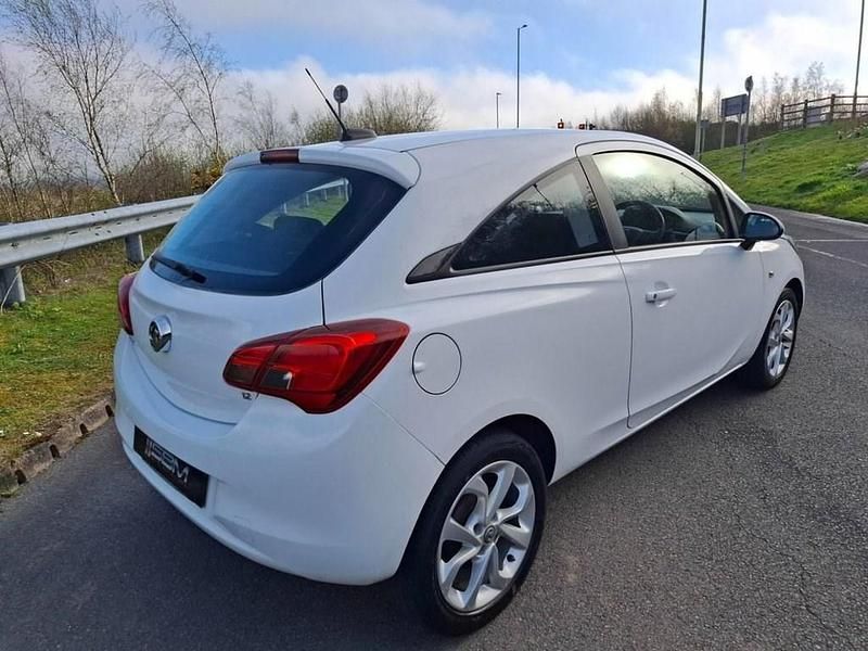 Second-hand Vauxhall Corsa 70 CP (51 kW) 2015 Alb Hatchback