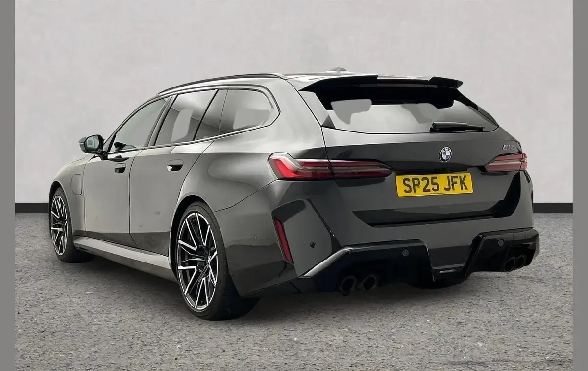 Used BMW M5 Comfort Edition 717 HP (527 kW) 2025 Grey Estate