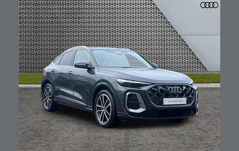 Used Audi Q5 Sportback Advanced 200 HP (147 kW) 2025 Grey SUV