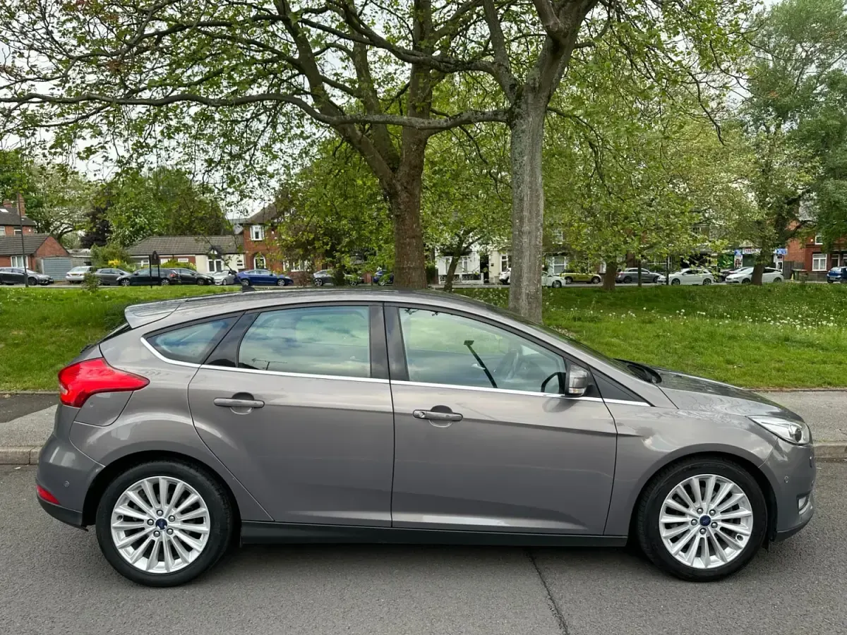 Usado Ford Focus Titanium X 2016 Castanho Citadino