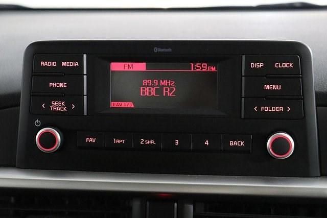 Used Kia Picanto Air 66 HP (48 kW) 2022 Yellow Hatchback