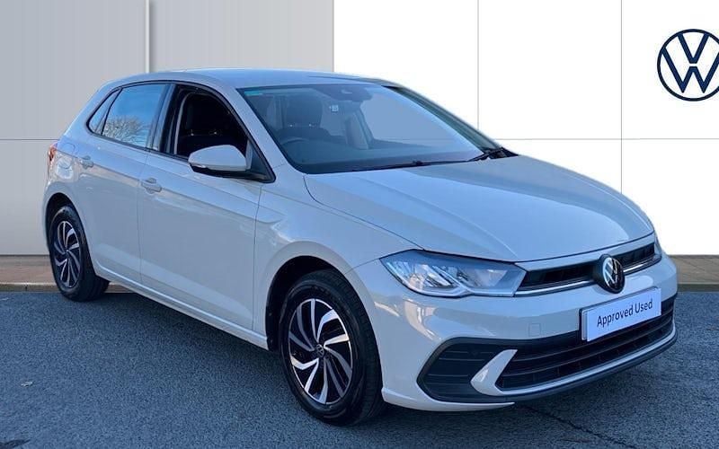 Used 2025 VW Polo Life Hatchback | £15,475 (Good price) - Image 1/4