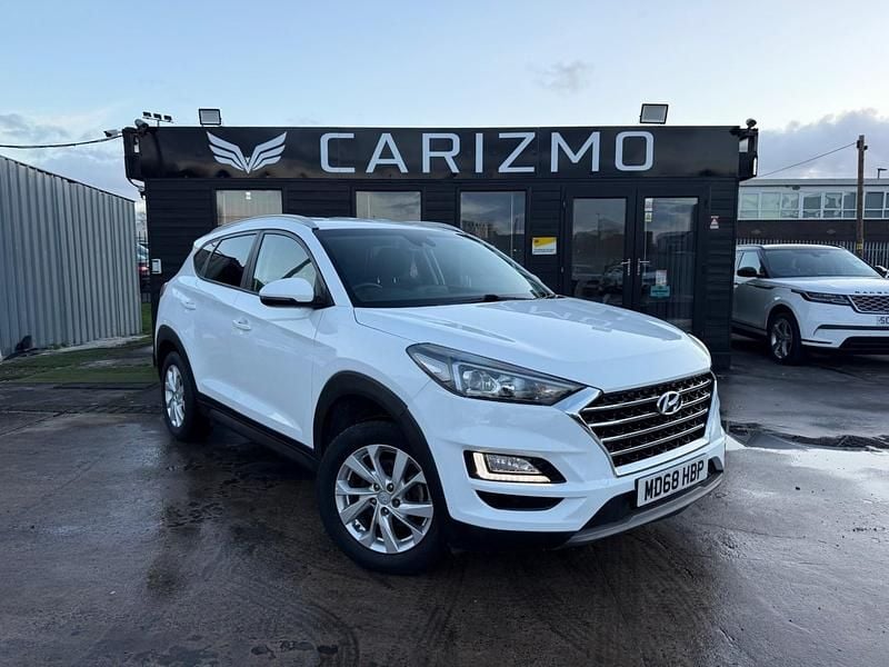 White Used 2019 Hyundai Tucson SE SUV | £8,795 (Super price) - Image 1/4