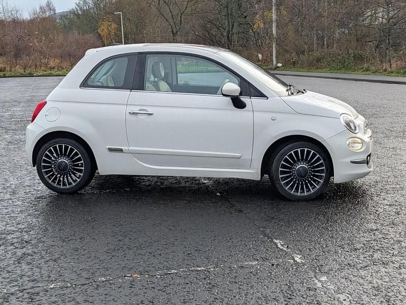 Used Fiat 500 Lounge 69 HP (50 kW) 2015 White Hatchback