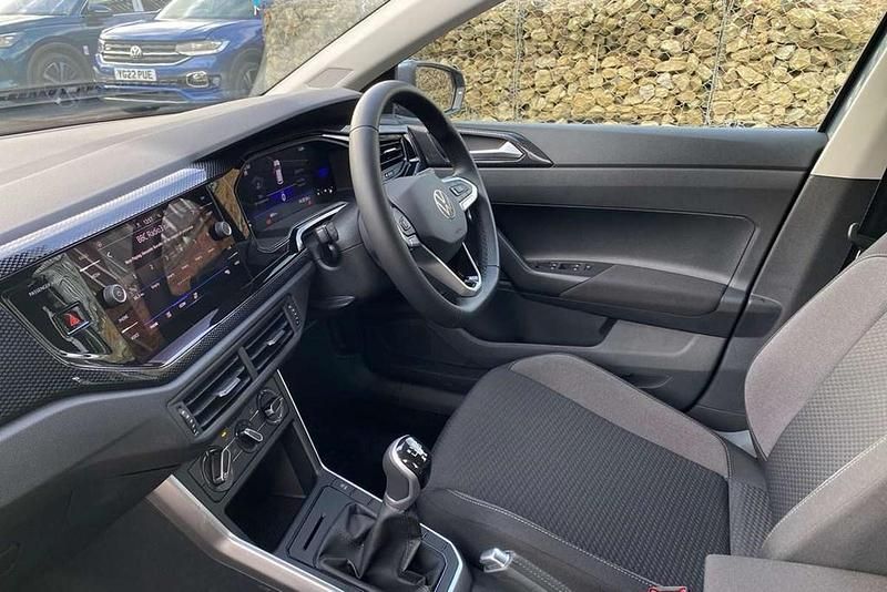 Used VW Polo Life 95 HP (69 kW) 2024 Grey Hatchback