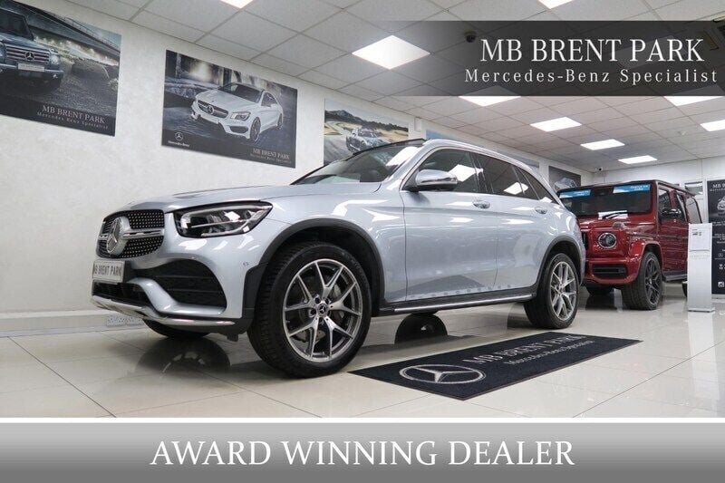 Silver Used 2022 Mercedes GLC300e AMG line Estate | £36,000 (Expensive) - Image 1/3