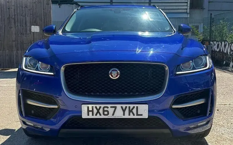 Used Jaguar F-Pace R-Sport 241 HP (177 kW) 2017 Blue SUV