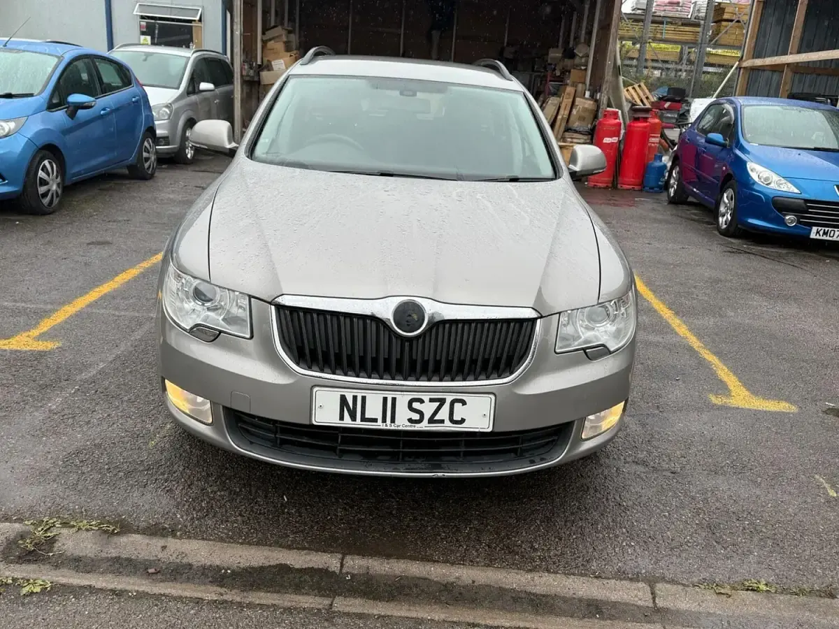 Used Skoda Superb 160 HP (117 kW) 2011 Beige Estate