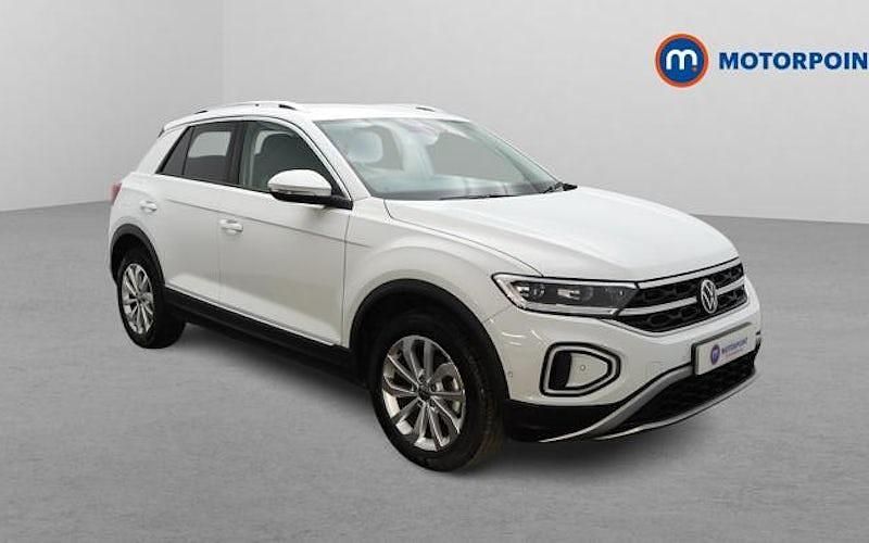 Used 2025 VW T-Roc Style SUV | £20,849 (Good price) - Image 1/4