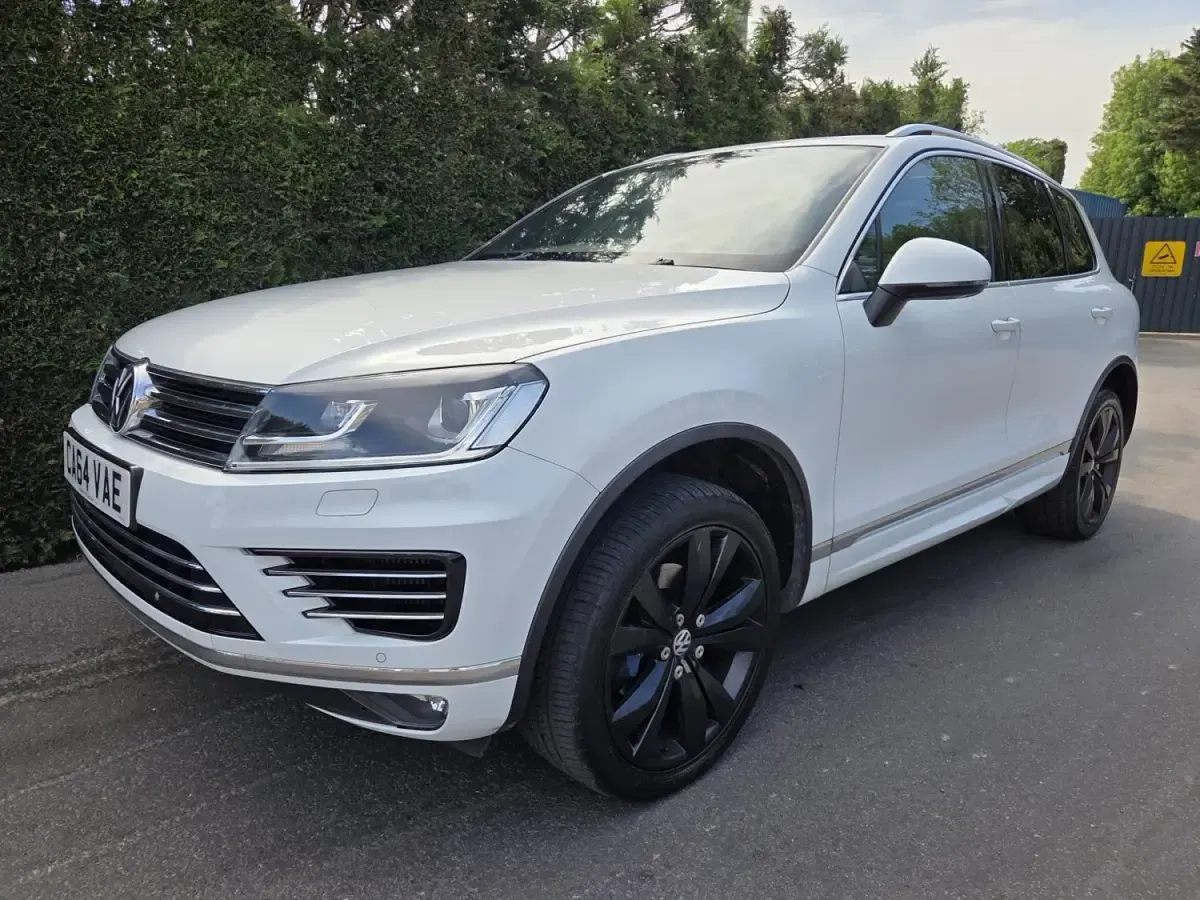 Usado VW Touareg R-line 262 HP (192 kW) 2015 Branco SUV
