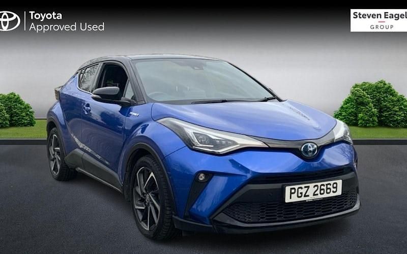 Usado Toyota C-HR 184 HP (135 kW) 2021 SUV