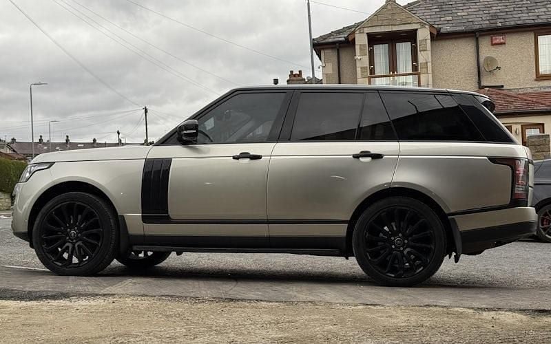 Used Land Rover Range Rover Autobiography 340 HP (250 kW) 2017 SUV