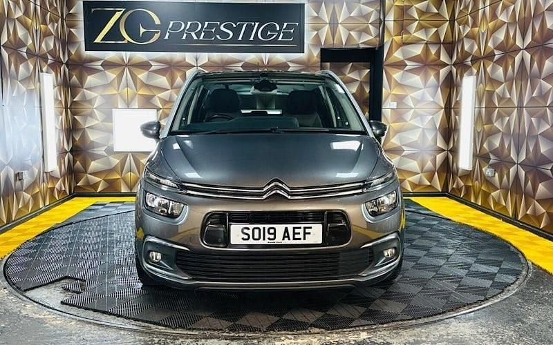 Used Citroën C4 SpaceTourer Flair 163 HP (119 kW) 2019 Grey MPV