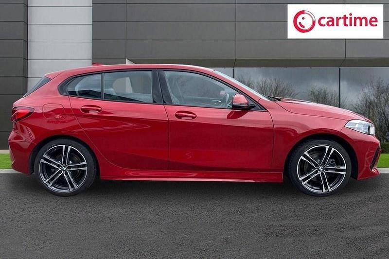 Used BMW 118 M Sport 140 HP (102 kW) 2021 Red Hatchback