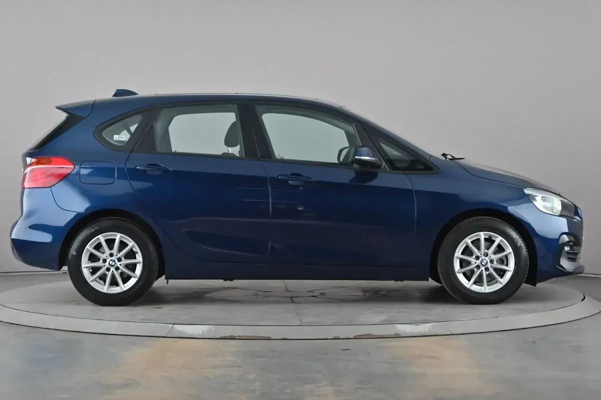 Used BMW 218 140 HP (102 kW) 2020 Blue Hatchback