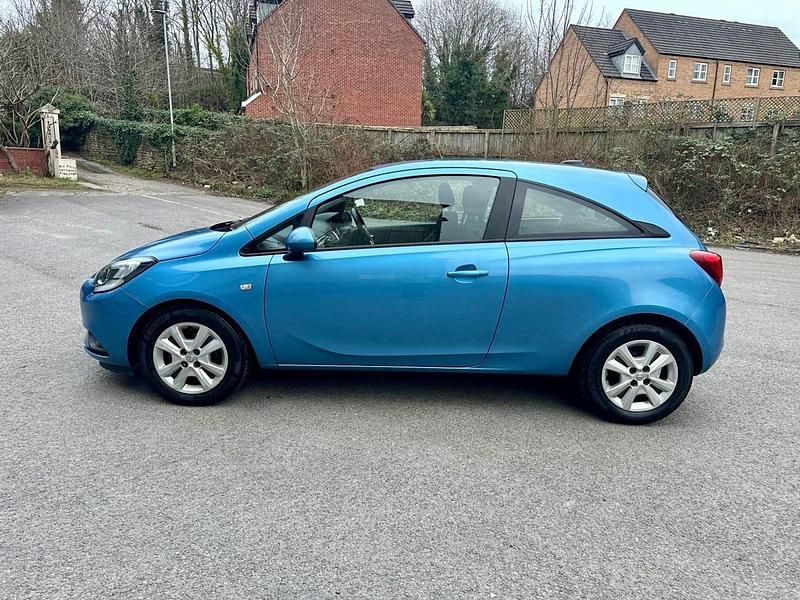 Used Vauxhall Corsa Design Edition 2016 Blue Hatchback