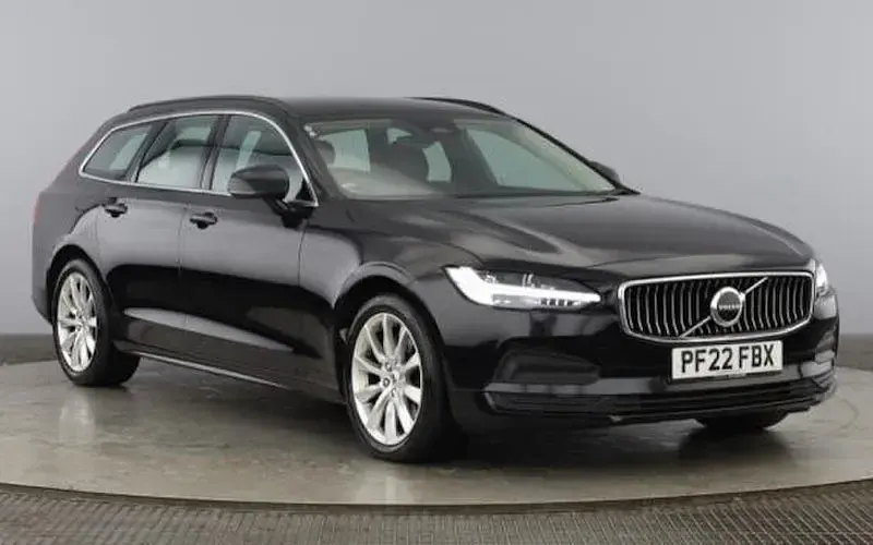 Used Volvo V90 Momentum 197 HP (144 kW) 2021 Estate