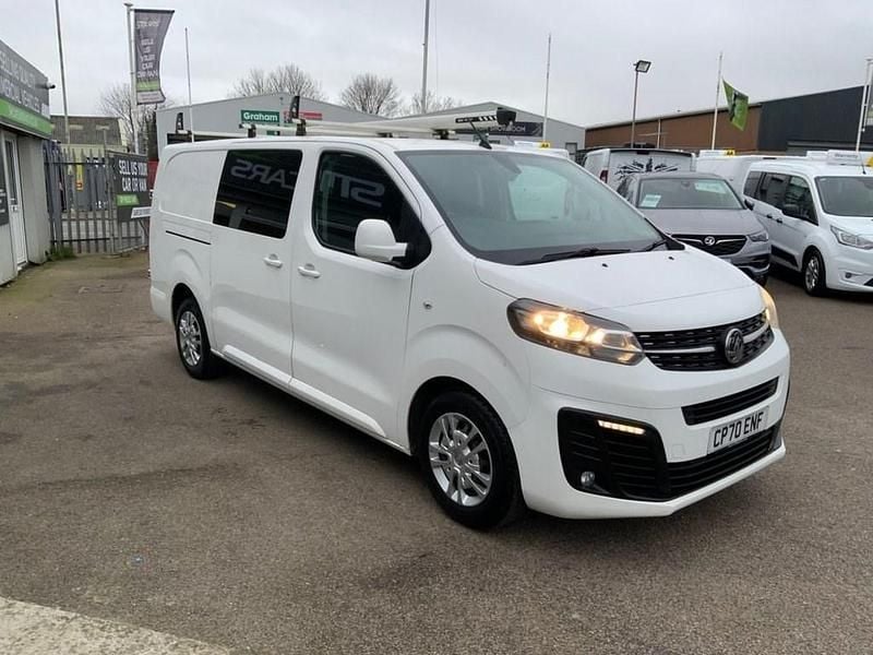 Used Vauxhall Vivaro Sportive 120 HP (88 kW) 2021 White MPV