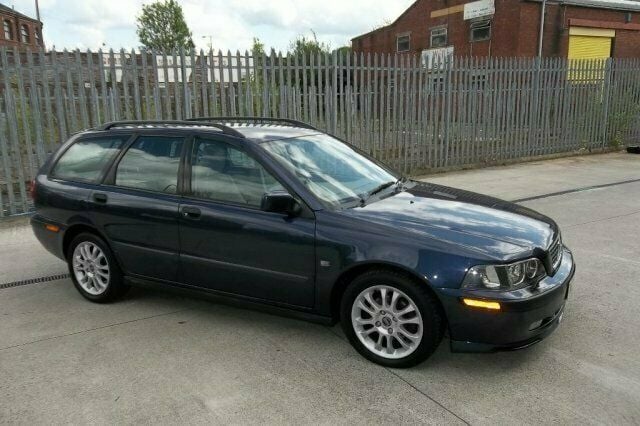Used Volvo V40 115 HP (84 kW) 2004 Estate