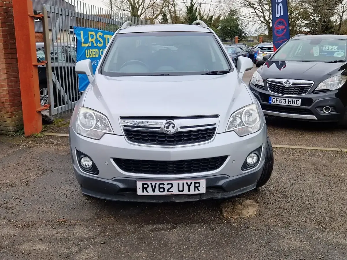 Used Vauxhall Antara 163 HP (119 kW) 2012 Silver SUV