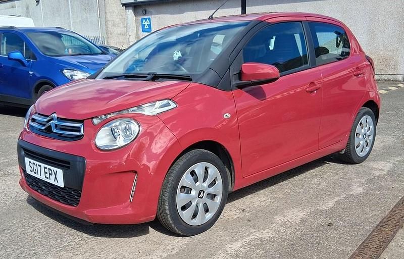 Used Citroën C1 Feel 68 HP (50 kW) 2017 Red Hatchback