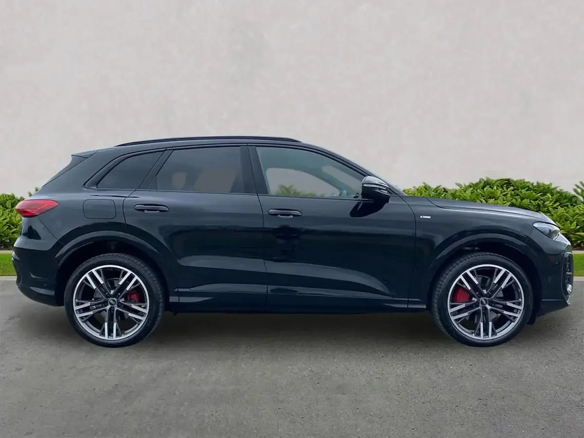 Used Audi Q5 Performance 204 HP (150 kW) 2026 Black SUV