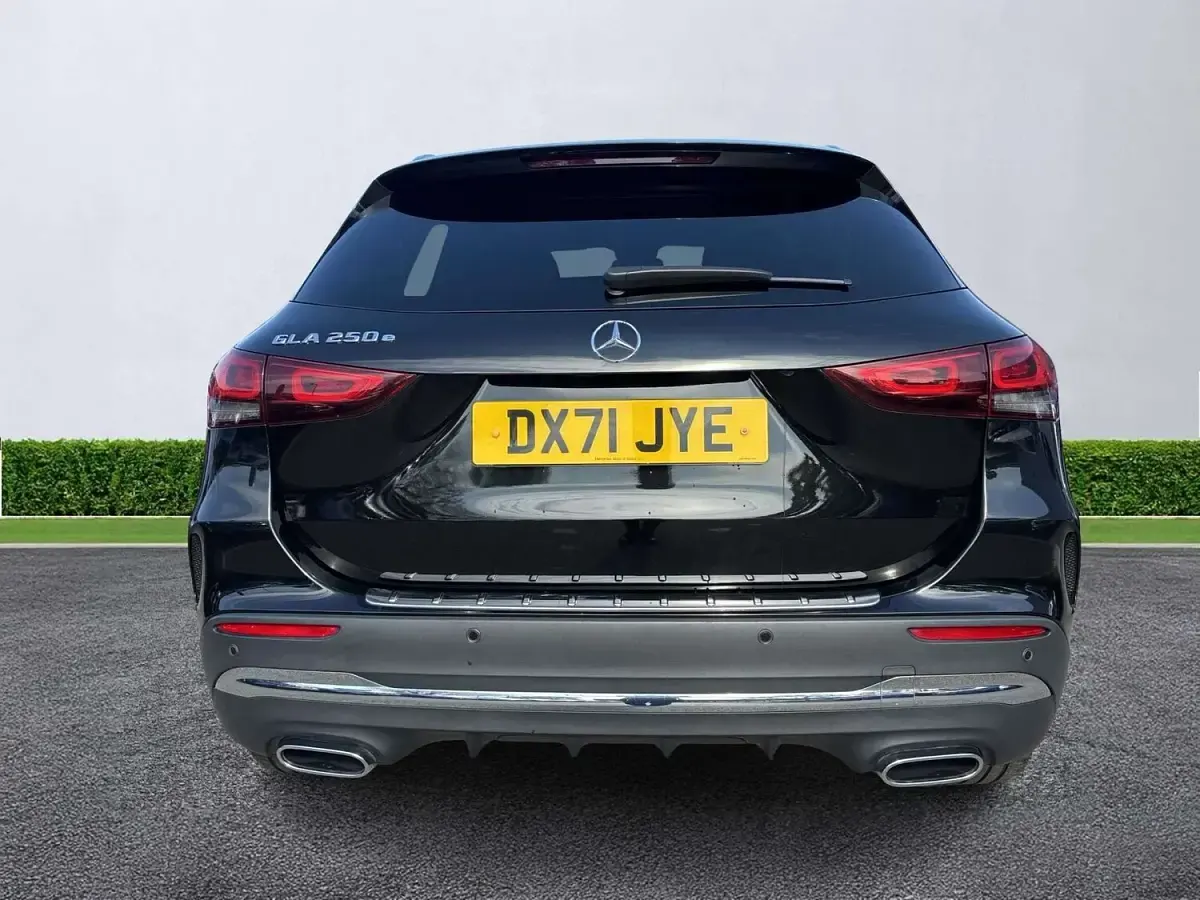 Used Mercedes GLA250 Exclusive 2021 Black SUV