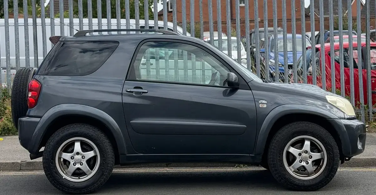 Used Toyota RAV4 116 HP (85 kW) 2005 Grey SUV