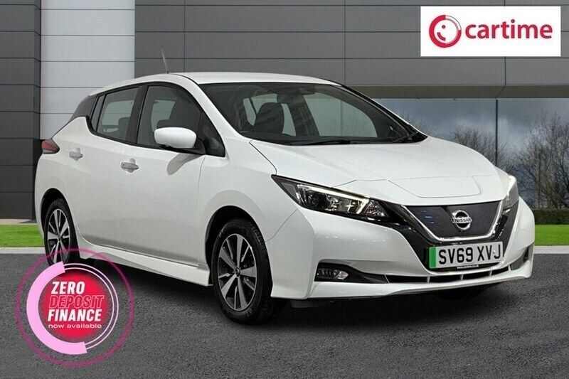 White Used 2019 Nissan Leaf Acenta Hatchback | £8,438 (Super price) - Image 1/3