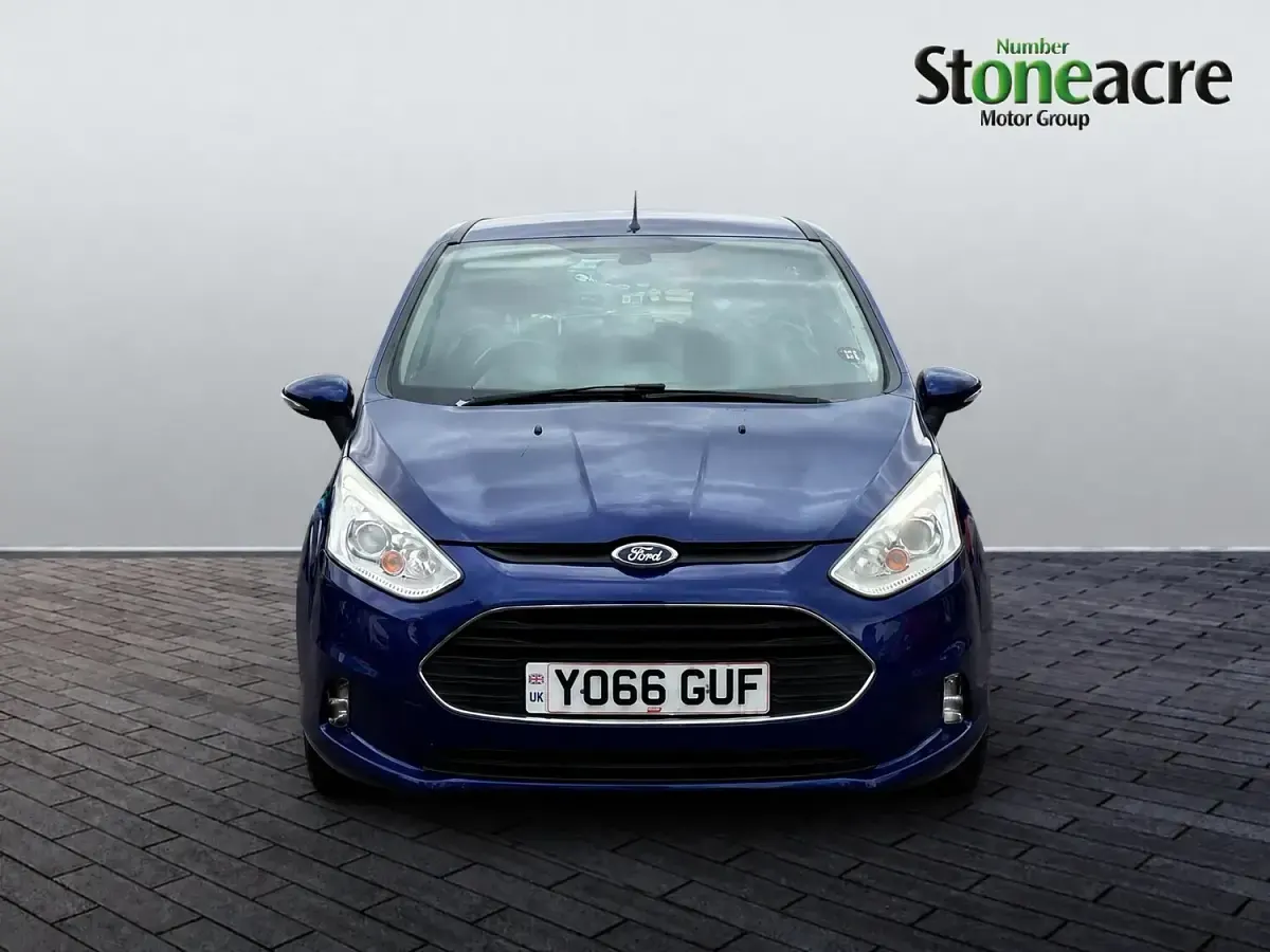 Used Ford B-MAX Zetec 105 HP (77 kW) 2017 Blue MPV