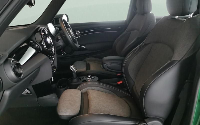 Used Mini Cooper Level 2 135 kW (184 HP) 2023 Hatchback