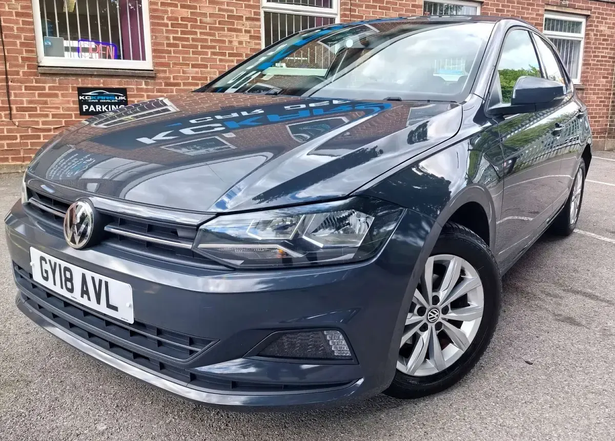 Used VW Polo SE 65 HP (47 kW) 2018 Grey Hatchback