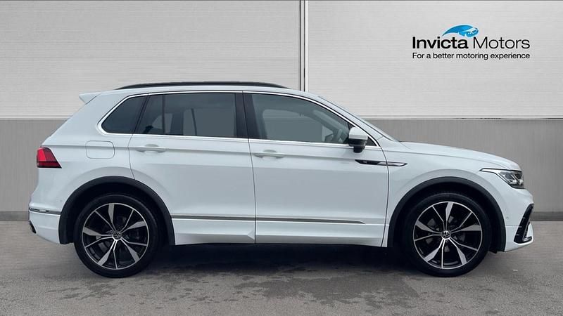 Used VW Tiguan R-line 150 HP (110 kW) 2022 White SUV