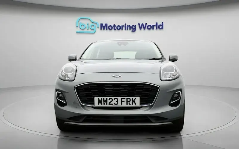 Begagnad Ford Puma Titanium 125 HK (91 kW) 2023 Silver SUV