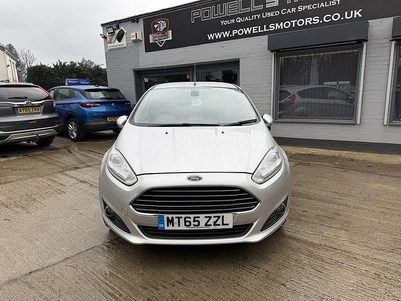 Used Ford Fiesta Titanium 2015 Silver Hatchback