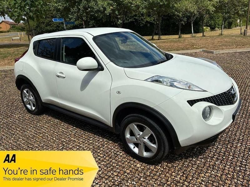 White Used 2013 Nissan Juke Visia SUV | £3,390 (Good price) - Image 1/3