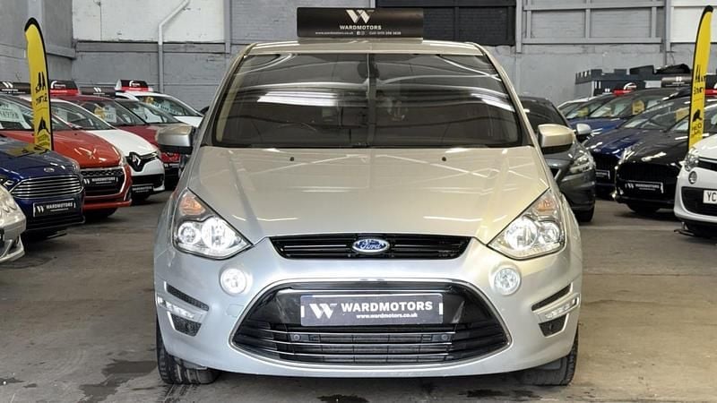 Used Ford S-MAX Titanium 140 HP (102 kW) 2010 Silver MPV