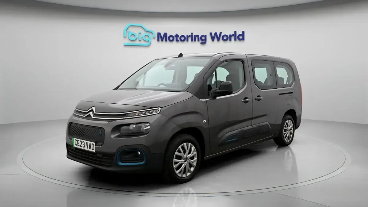 Used Citroën e-Berlingo Feel 100 kW (136 HP) 2023 Grey MPV