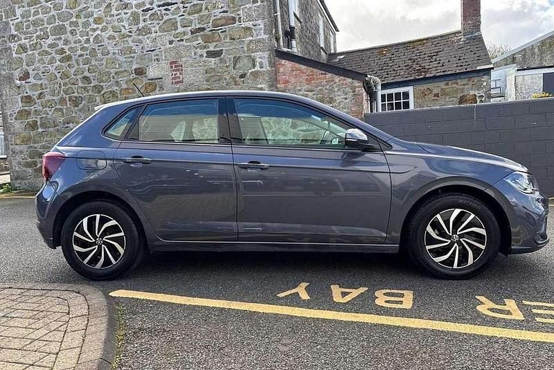 Used VW Polo Life 95 HP (69 kW) 2024 Grey Hatchback