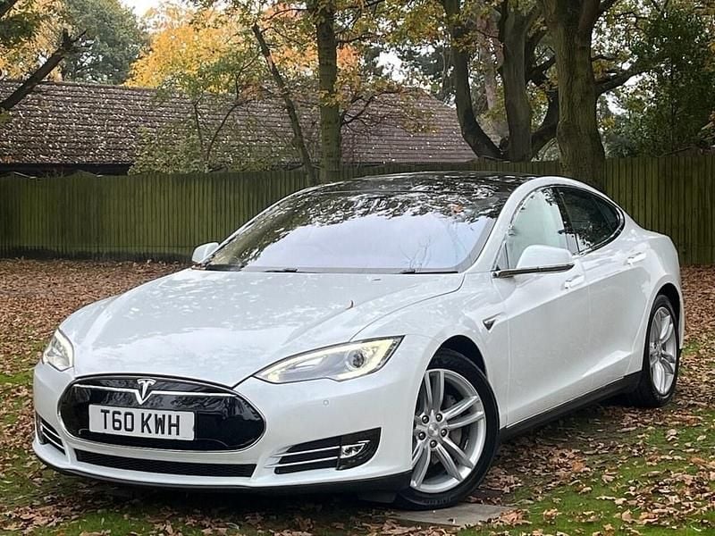 Used Tesla Model S 278 kW (379 HP) 2014 White Hatchback