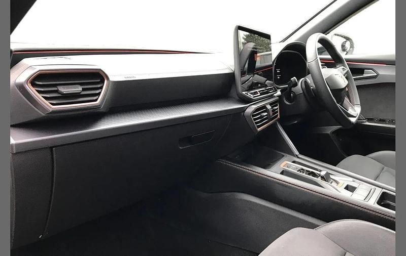 Used Cupra Formentor 147 HP (108 kW) 2025 White SUV