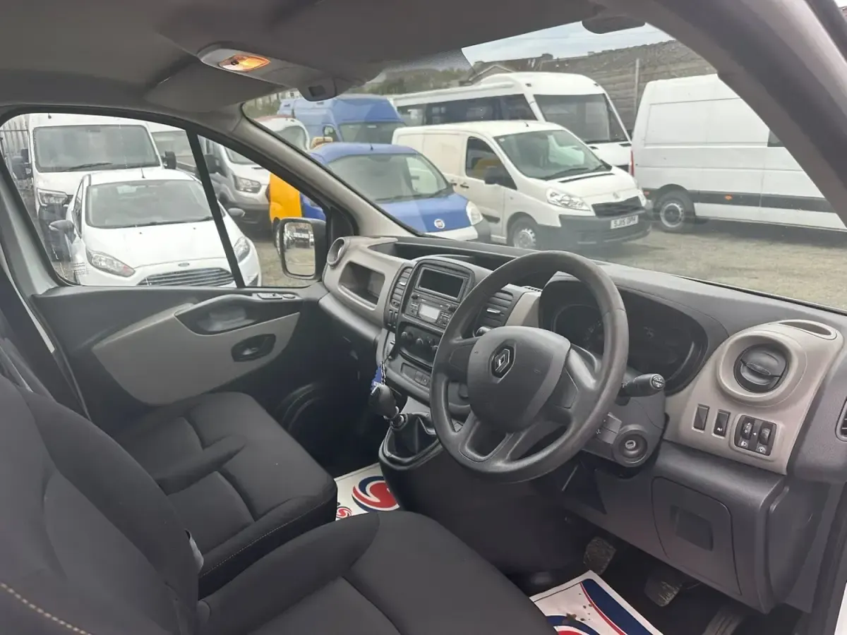 Usado Renault Trafic Business 2019 Branco Monovolume