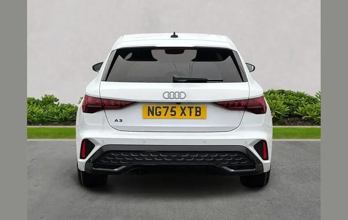 Used Audi A3 S-Line 150 HP (110 kW) 2026 White Hatchback