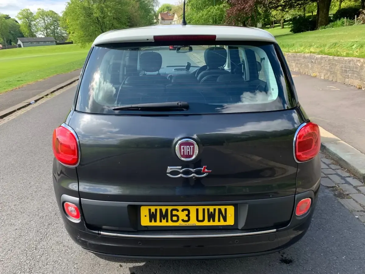 Usado Fiat 500L Lounge 85 HP (62 kW) 2014 Cinzento Monovolume