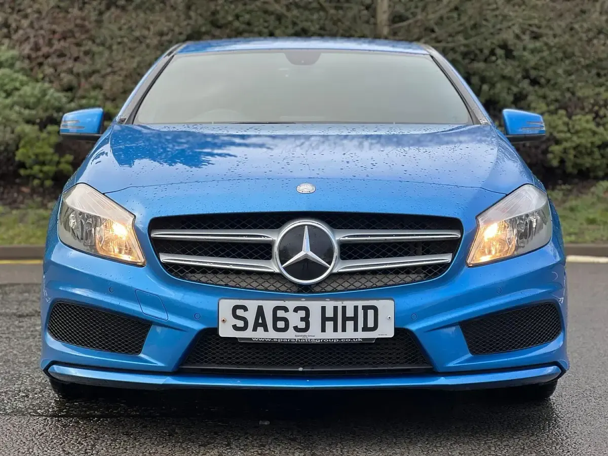 Używany Mercedes A200 AMG 136 KM (100 kW) 2014 Niebieski Hatchback