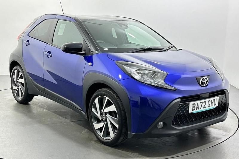 Used Toyota Aygo X 72 HP (52 kW) 2022 Blue SUV