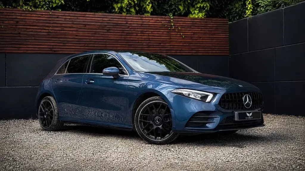 Used Mercedes A250 AMG line 2021 Blue Hatchback