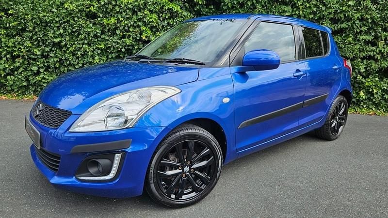 Blue Used 2016 Suzuki Swift SZ-L Hatchback | £8,490 (A bit pricey) - Image 1/4