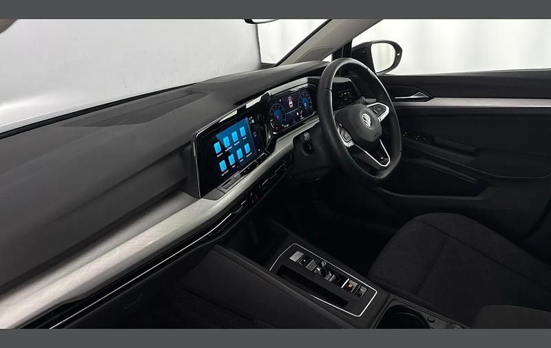 Used VW Golf VIII Life 108 HP (79 kW) 2022 Black Hatchback